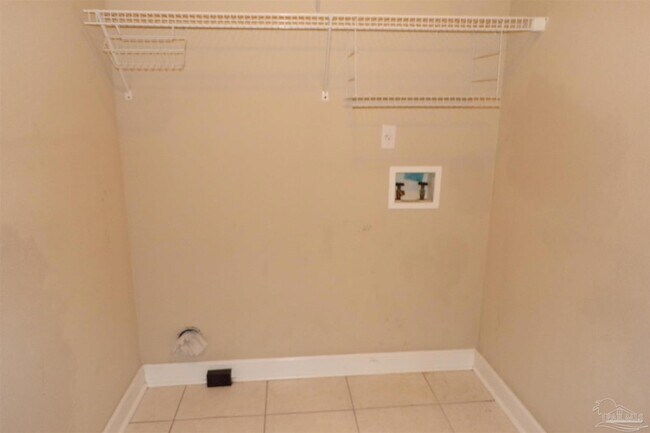Building Photo - 3569 S Hampton Way
