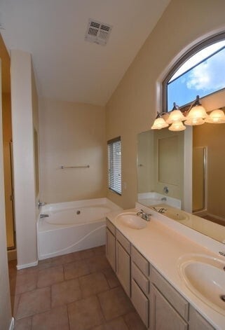 Building Photo - 3 Bedroom, 2 Bathroom Home with Amazing Views