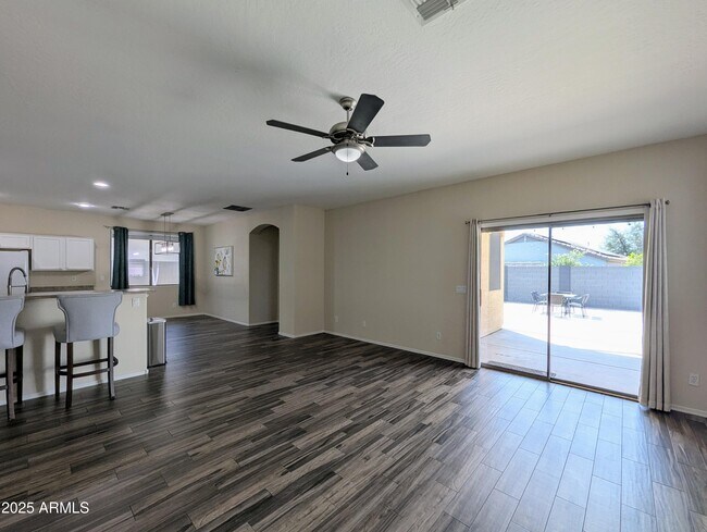 Building Photo - 16635 N 169th Ave