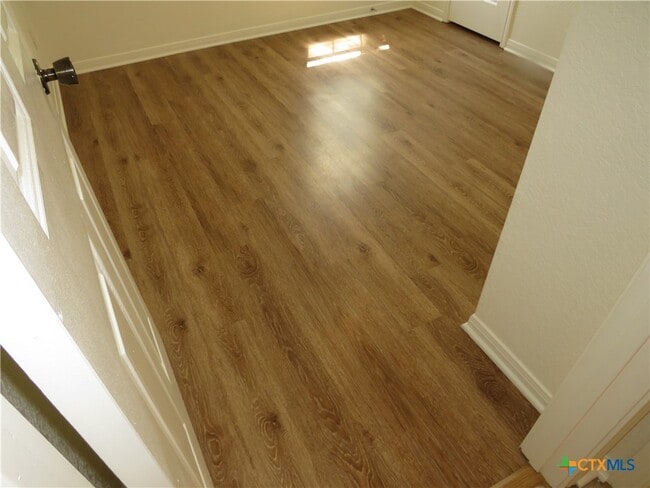 Building Photo - 5009 James Loop