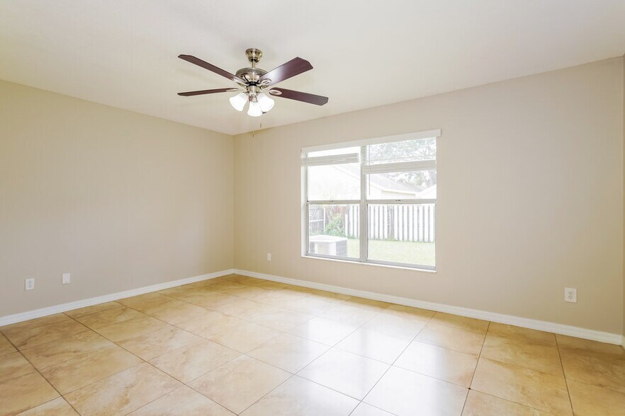 Building Photo - 12775 Majorama Dr