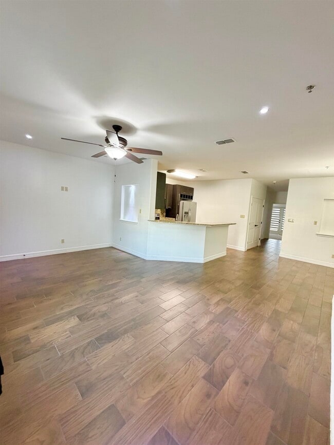 Building Photo - 8216 Casa Verde Rd