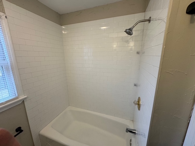 Tub - 105 New St