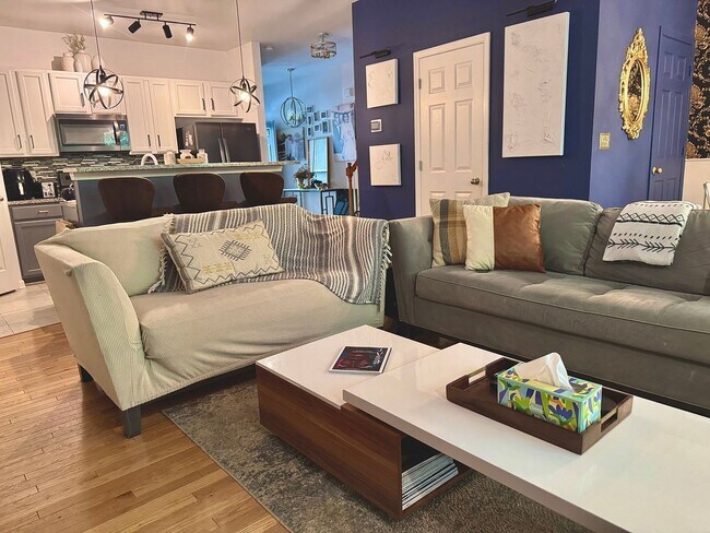 Building Photo - Cozy & Spacious 3BR Townhome in Atlanta
