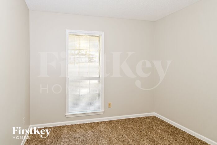 Building Photo - 6052 Blocker St