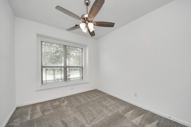 Building Photo - 20230 Creekdale Bend Dr