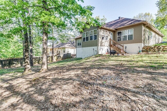 Building Photo - Now Available in Valley View School District!