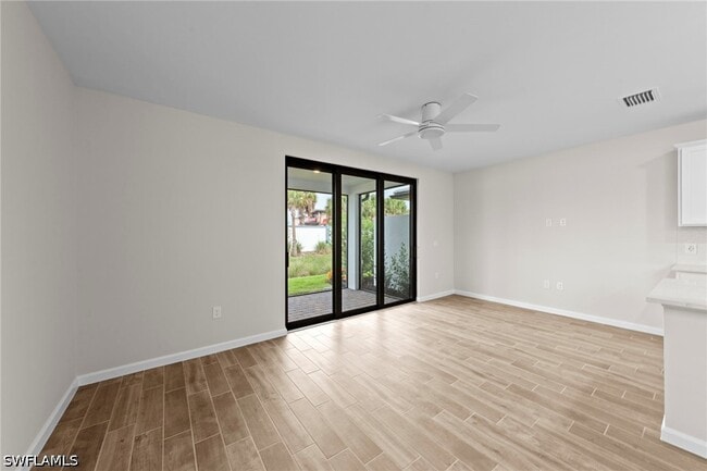 Building Photo - 27906 Radiant Ct