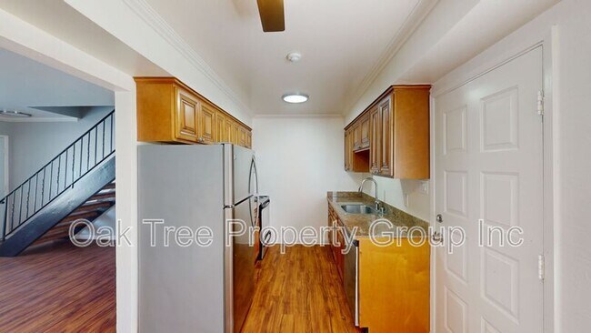 Building Photo - 623 F St