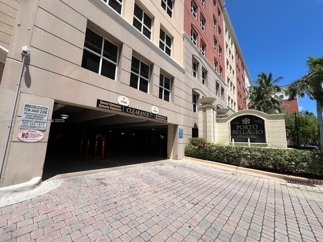 Building Photo - 17150 N Bay Rd