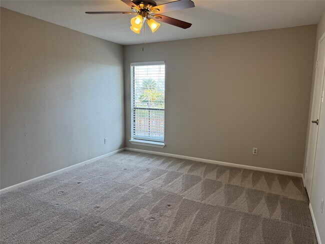 Building Photo - 4001 E NASA Pkwy