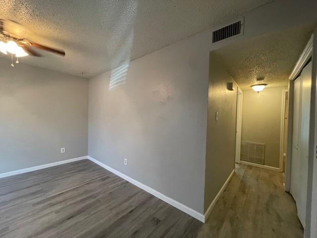 Building Photo - 327 SE 3rd St