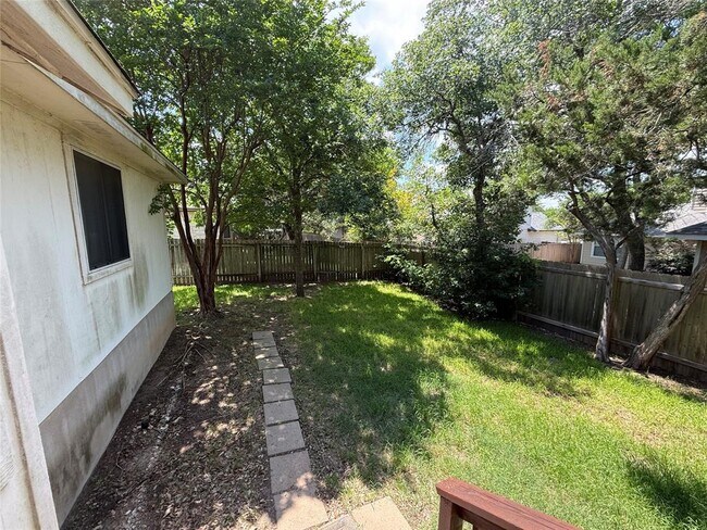 Building Photo - 1505 Muledeer Run