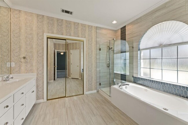 Building Photo - 109 Riverview Dr