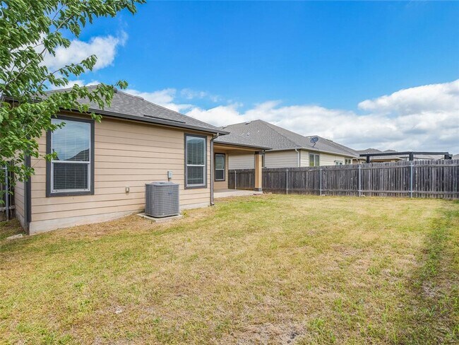 Building Photo - 12401 Dwight Eisenhower St