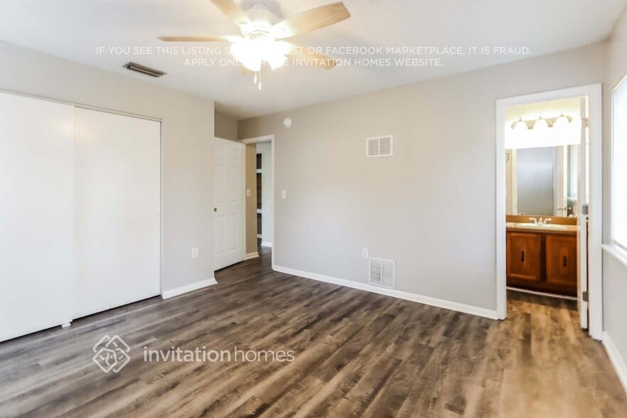 Building Photo - 1306 Gulfview Woods Ln