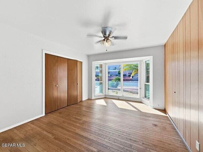 Building Photo - 9000 Rancich St