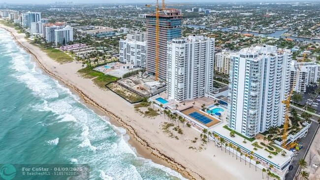 Building Photo - 1360 S Ocean Blvd