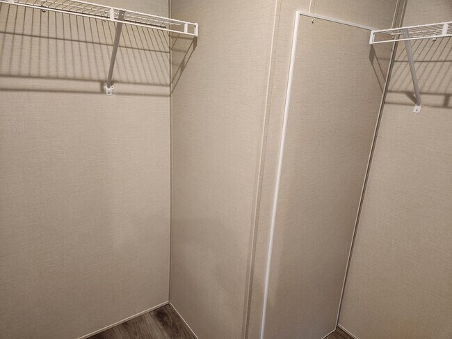 Building Photo - 762 Virginia