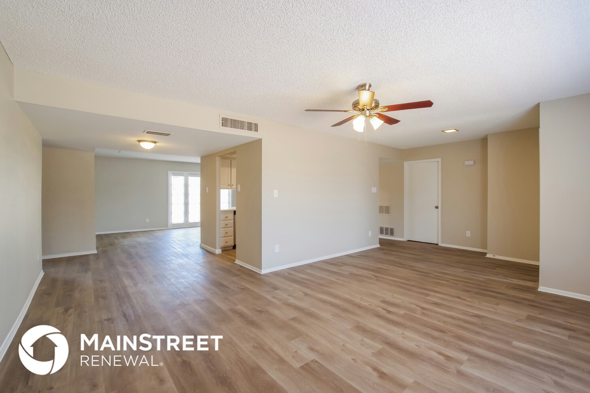 Building Photo - 15202 N 38th Ave