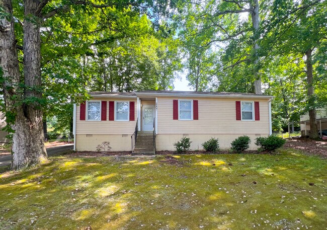 Primary Photo - 5207 Cheshire Dr