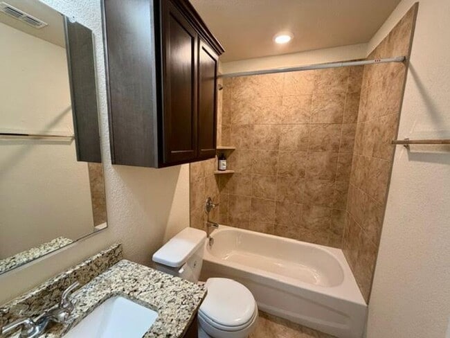 Building Photo - 1106 Merganser Way