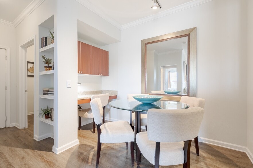 Building Photo - Canyons at Saddle Rock