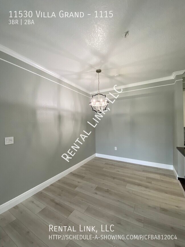 Building Photo - 11530 Villa Grand