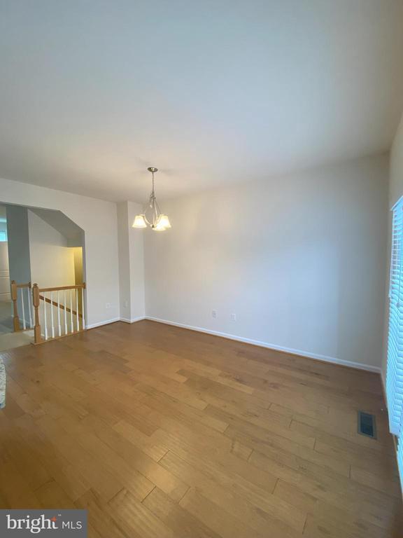 Building Photo - 118 Fritillary Ct