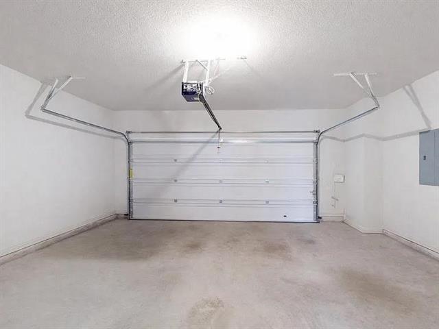 Building Photo - 6948 Carrington Ln