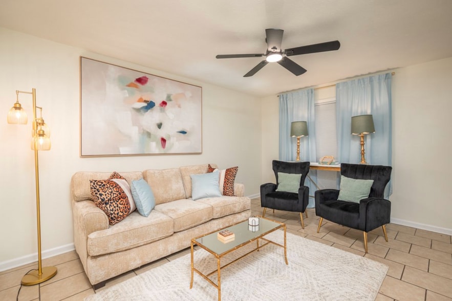 Building Photo - 316 Critz St