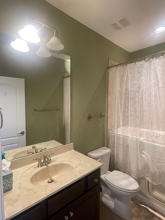 Building Photo - Beautiful 3BR Ranch Home in Bailey's Glen at Lake Norman