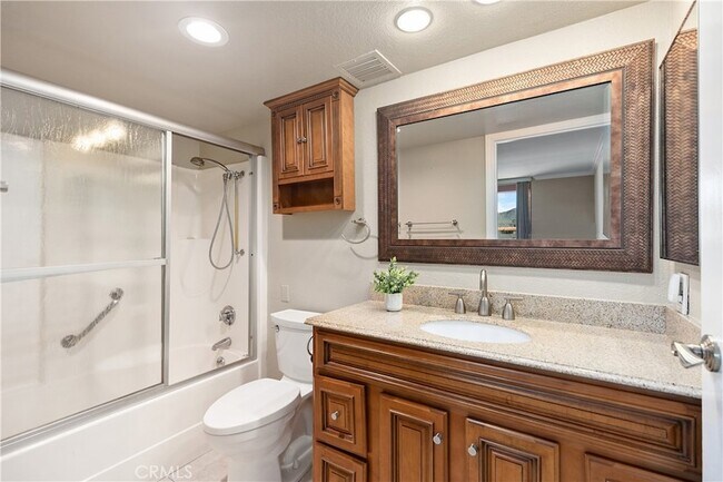 Building Photo - 24055 Paseo Del Lago W