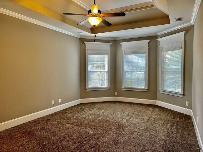 Building Photo - 609 Cannock Ct