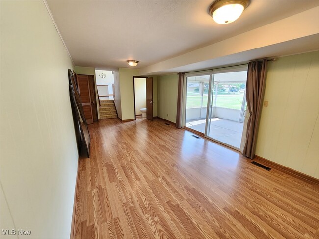 Building Photo - 5650 Cascade Ct