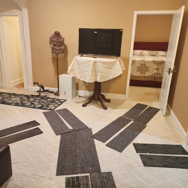 Building Photo - 337 Langshire Dr