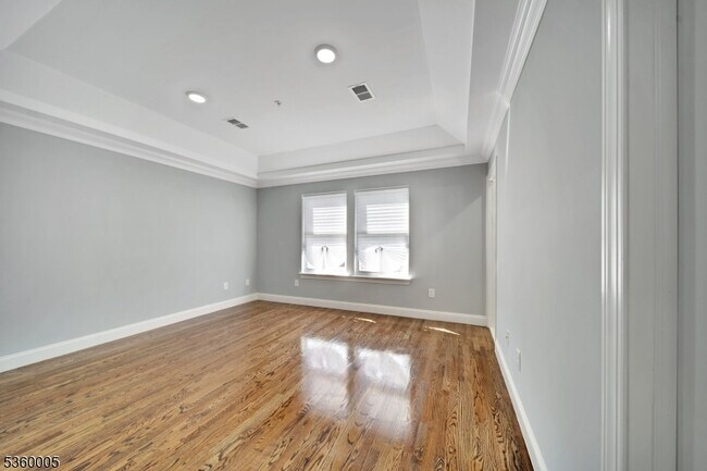 Building Photo - 267 S 10th St