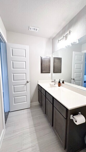 Building Photo - 21322 Monterrico Bay Dr