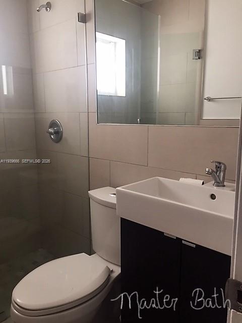 Building Photo - 1527 Adams St