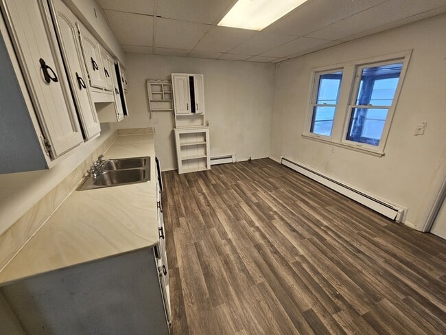 Building Photo - 3714 E 50th St