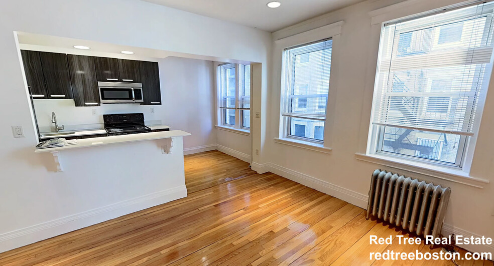unit 5 - 125 Park Dr
