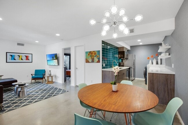 Building Photo - Stylish Ground-Floor Condo in Gated Palm Springs Community