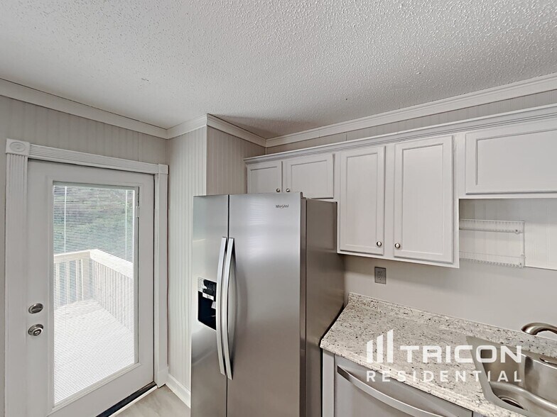 Building Photo - 514 Woodwind Dr