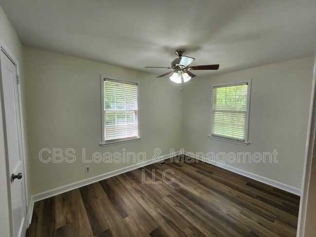 Building Photo - 4207 17th Ave