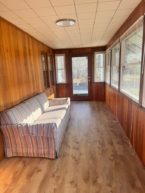 Building Photo - 31 Queen Rd