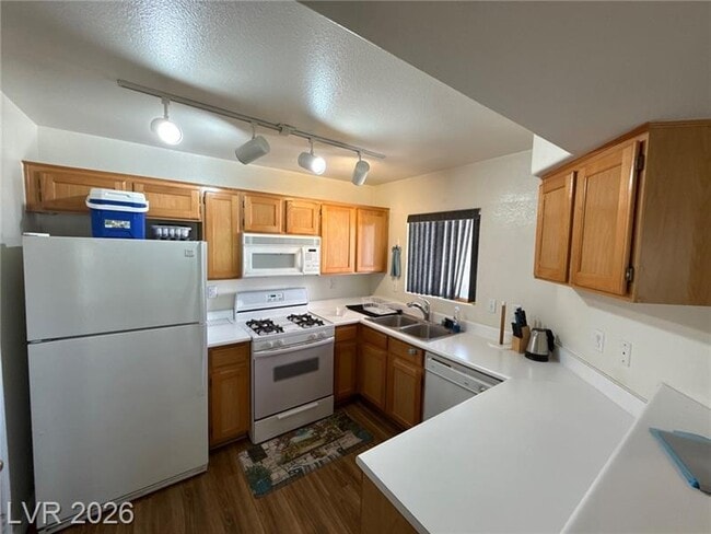 Building Photo - 4555 E Sahara Ave