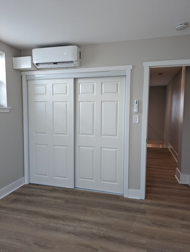 rear bedroom 2nd floor - 872 Granite St