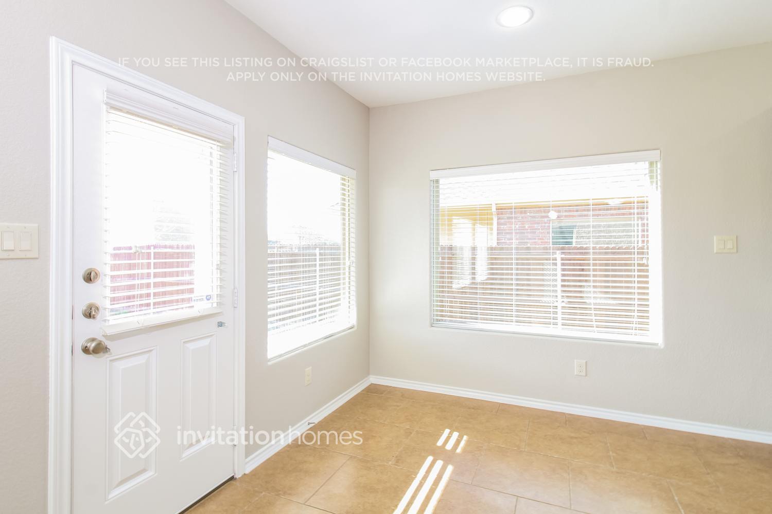 Building Photo - 5114 Mountain View Dr