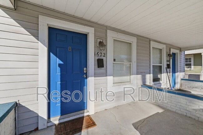 Building Photo - 1622 Yandes St