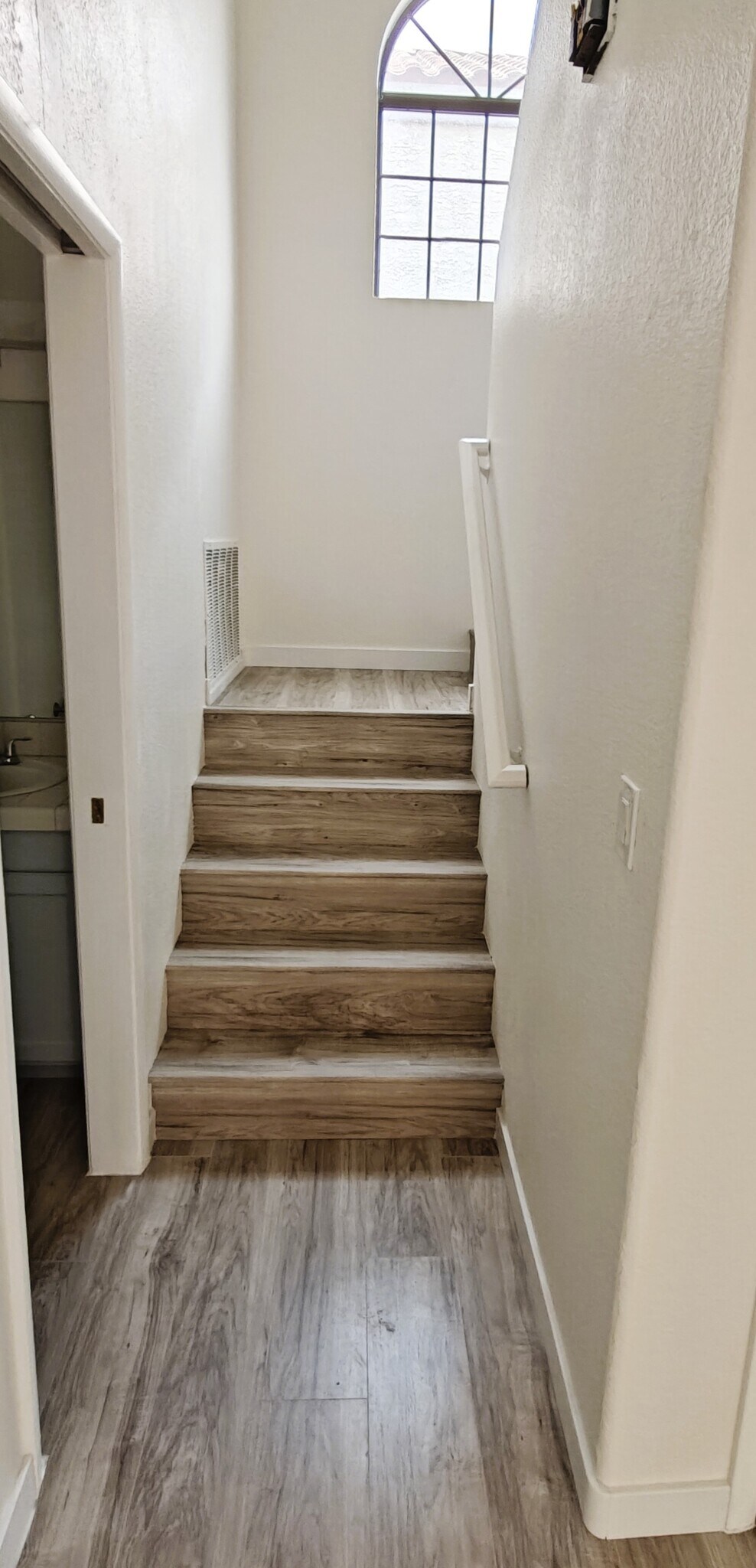 Stairs/Powder Room - 371 Lander Dr